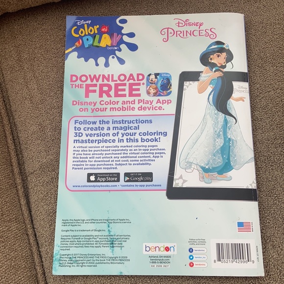 🧡 Disney Princess Color and Play coloring and activity book - Picture 3 of 3